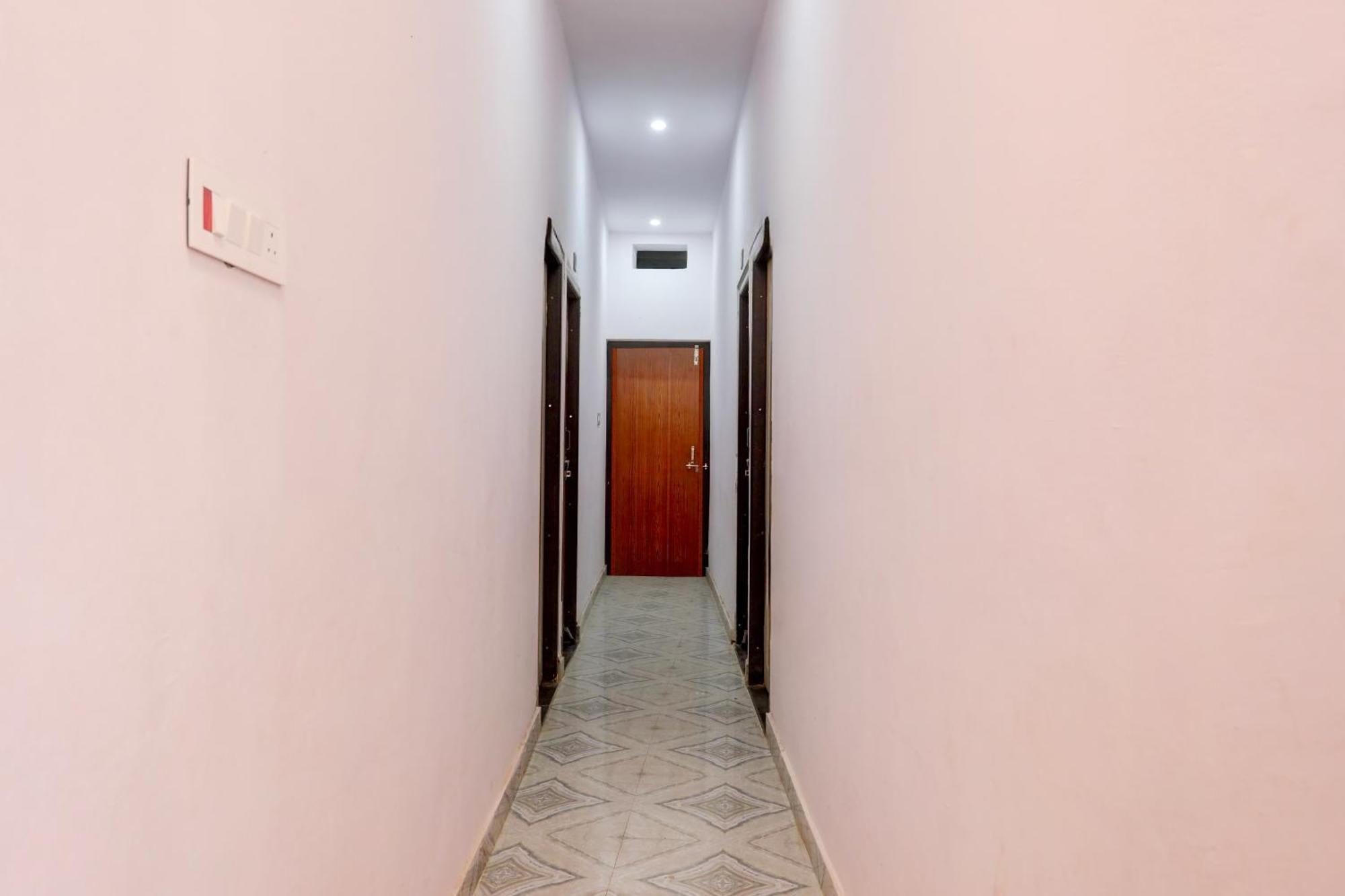 Hotel O Rajeshwari 3*