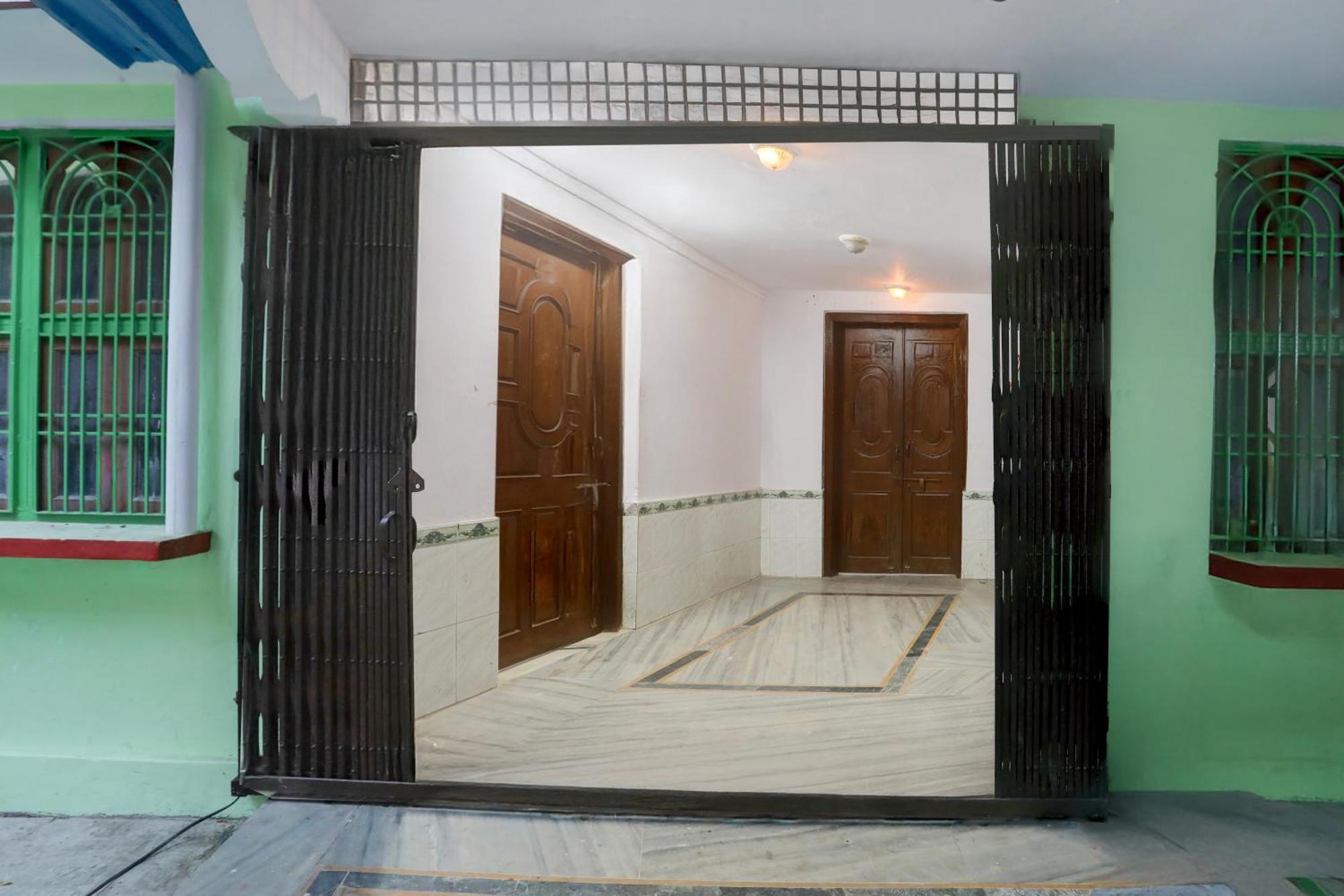O Rajeshwari 3* Varanasi