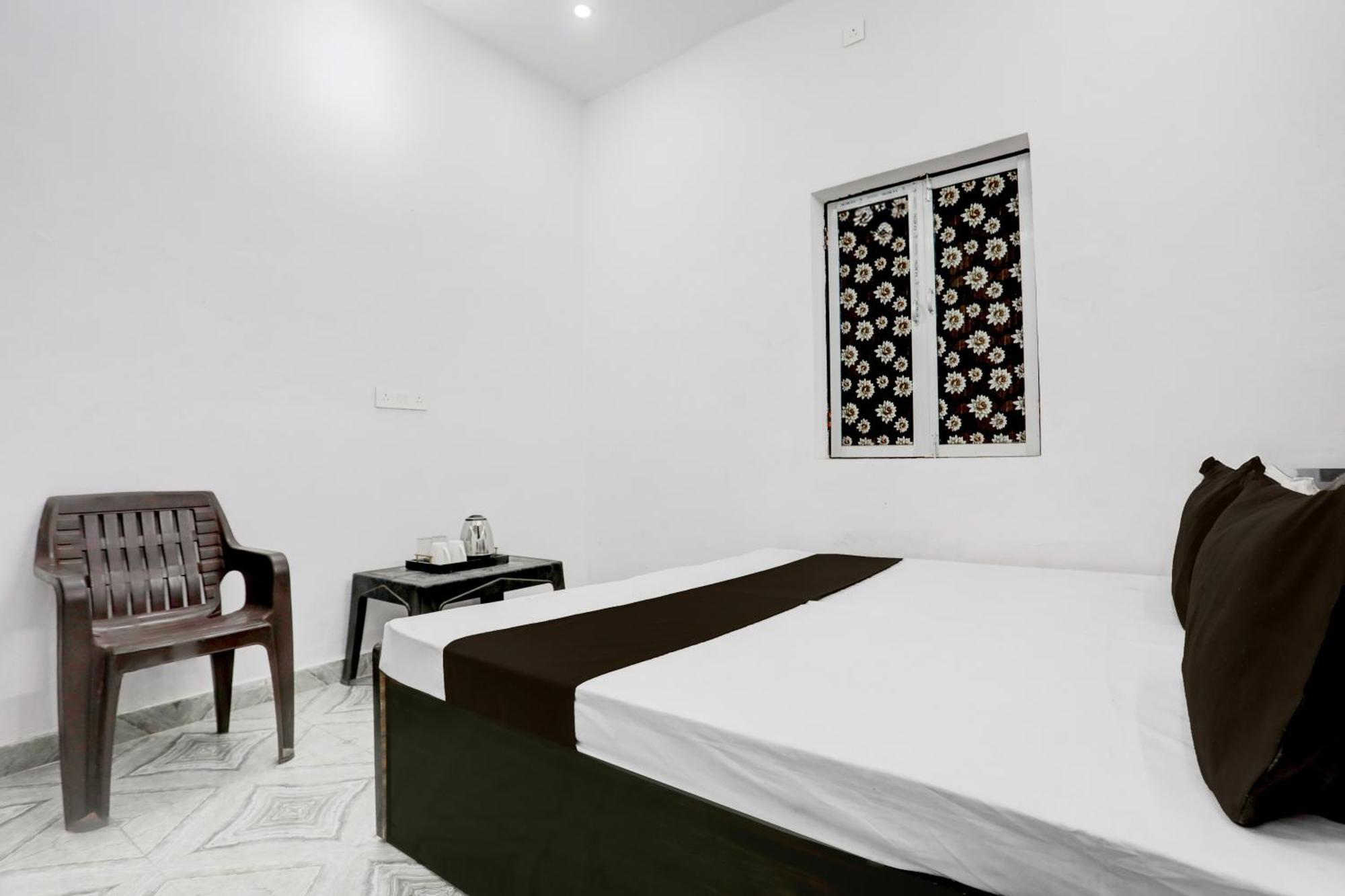 O Rajeshwari Hotel